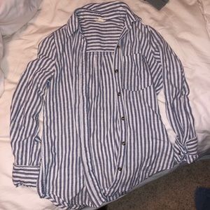 Stripped flannel Aeropostale button up